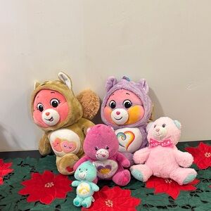 Care Bears Plush Toy Set.